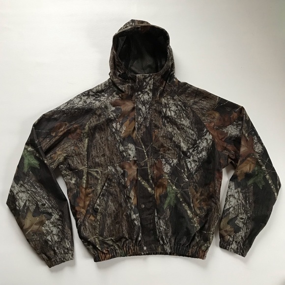 Mad Dog Camo Hunting Lightweight Jacket 